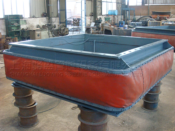 矩形風(fēng)道織物<a href=http://www.familylawyerlocator.com target=_blank class=infotextkey>補(bǔ)償器</a>